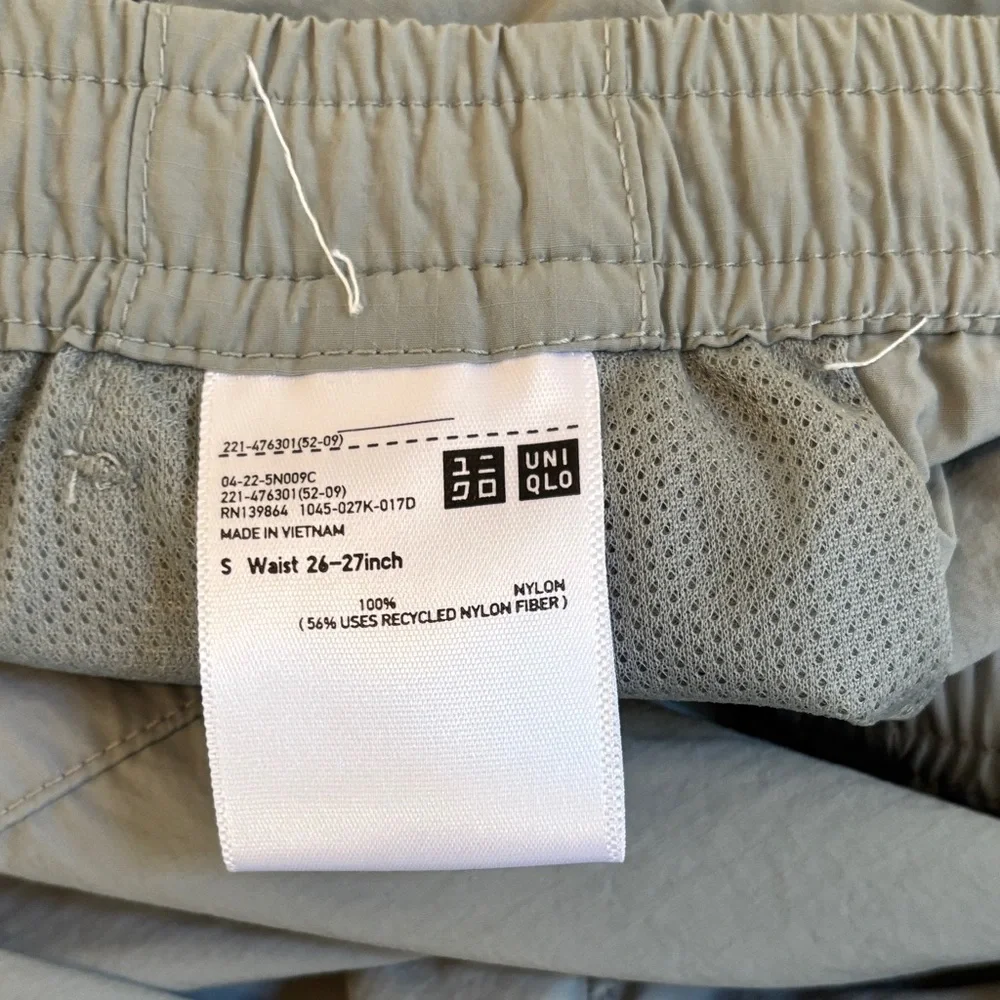 Uniqlo C Collection Women’s Small Athletic Geared Gray Shorts - Picture 9 of 10